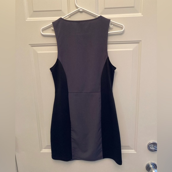 H&M mini dress with cutouts - Picture 2 of 4